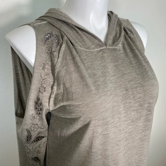 Knox Rose Floral embroidered Cut Out Cold Shoulder Hooded Sweatshirt Taupe XXL - Picture 5 of 9